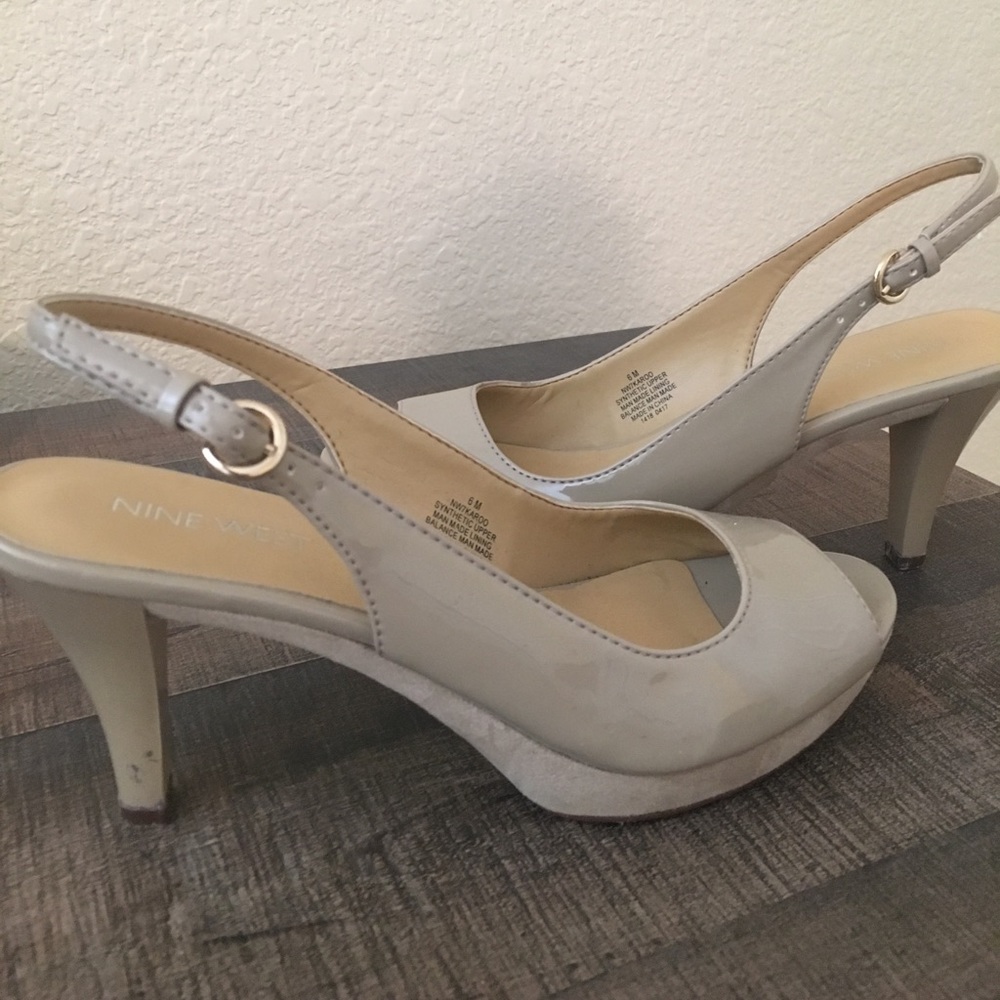 Nine West nude heels size 6